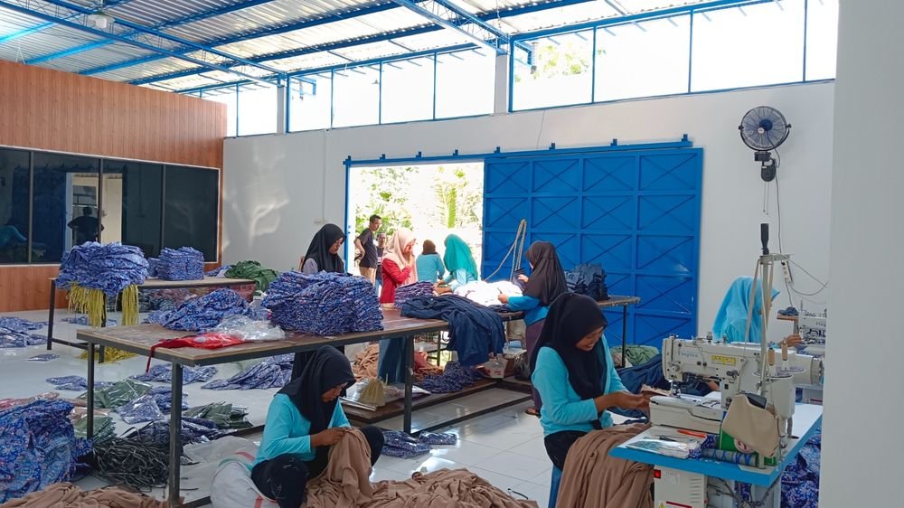 Quality control - pengecekan hasil produksi